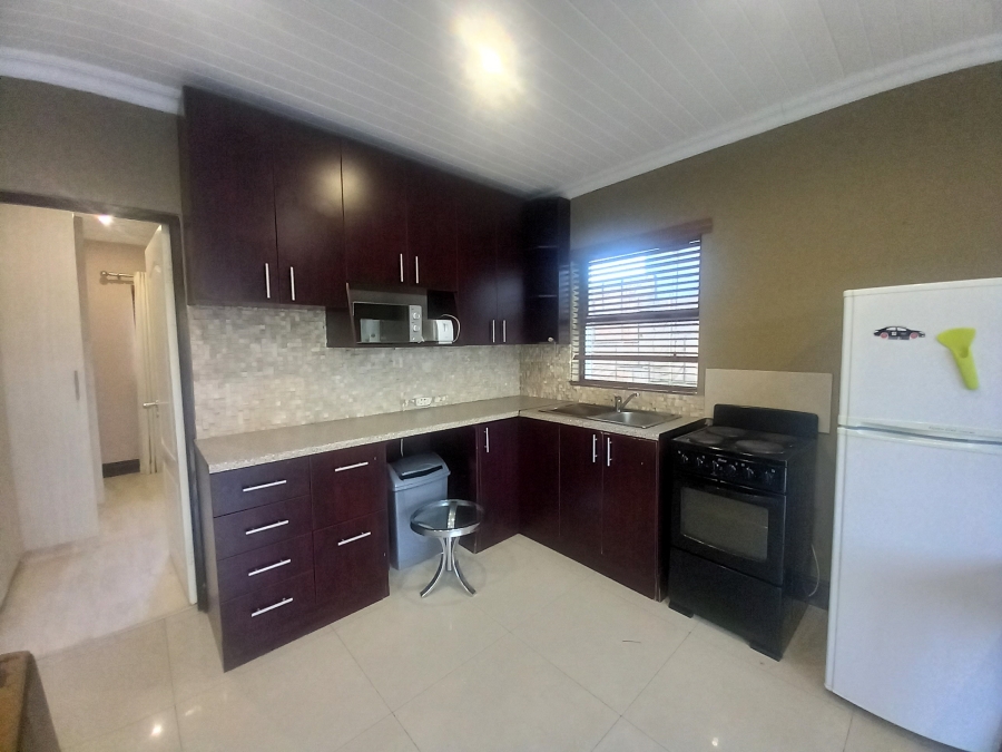 To Let 1 Bedroom Property for Rent in Parklands Western Cape